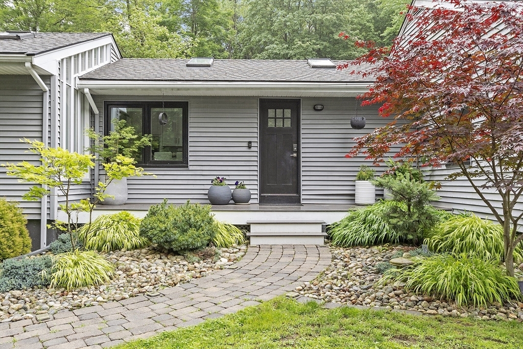 Property Photo: 9 Warren Ave MA 01451