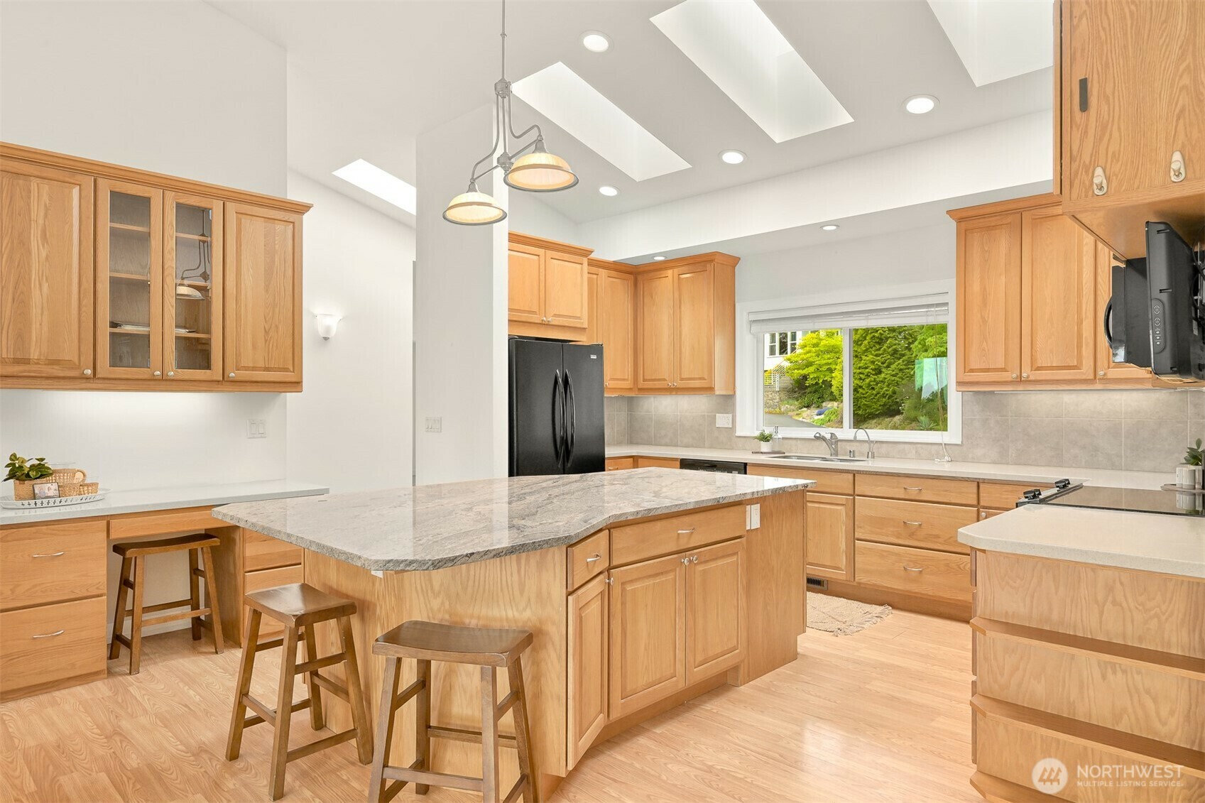 Property Photo: 4415 Harborview Drive WA 98230