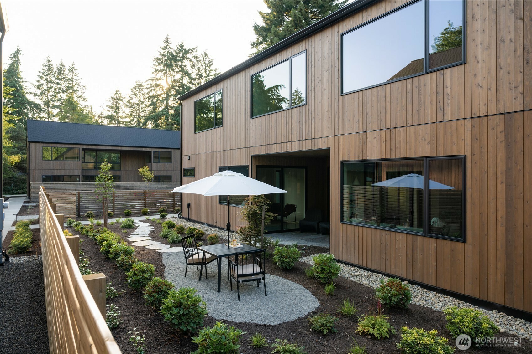 600  Park Avenue NE  Bainbridge Island WA 98110 photo