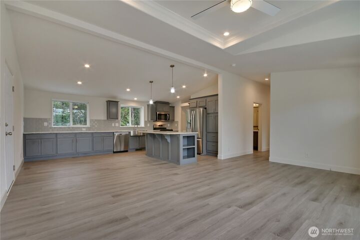 Property Photo:  2109  Timber Street 39  WA 98022 