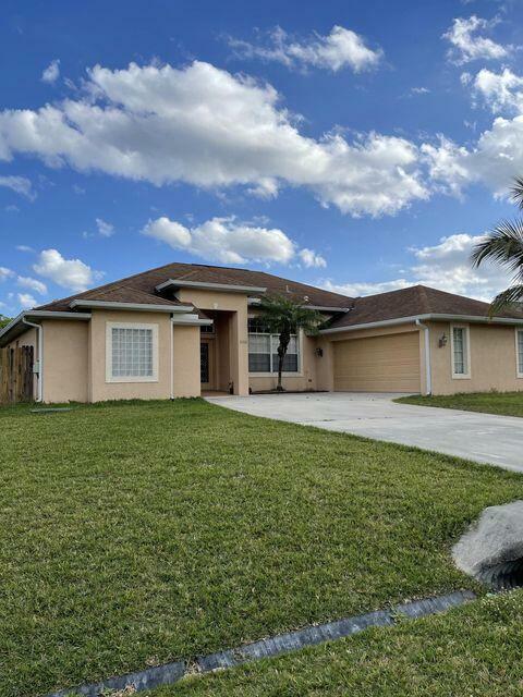 Property Photo: 2202 SW Crocus Lane FL 34953