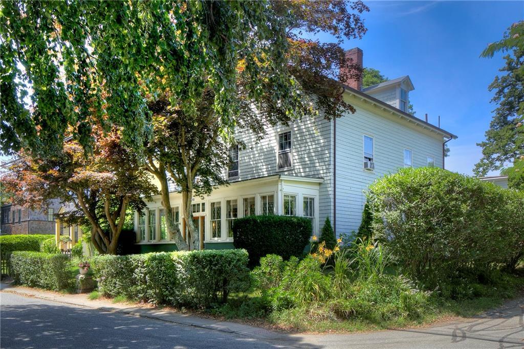 Property Photo:  24 Old Beach Road  RI 02840 
