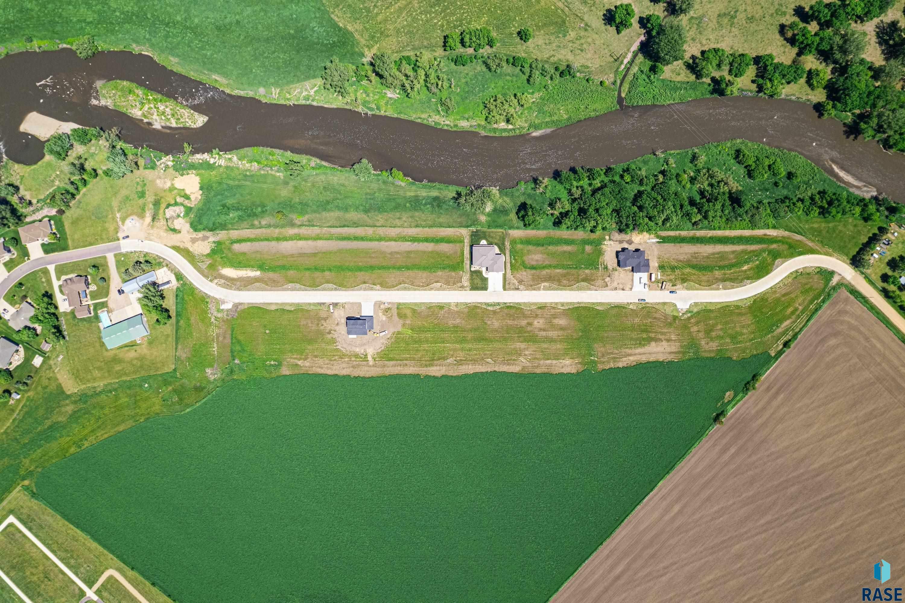 Property Photo: 504 Mill Pond Rd IA 51246