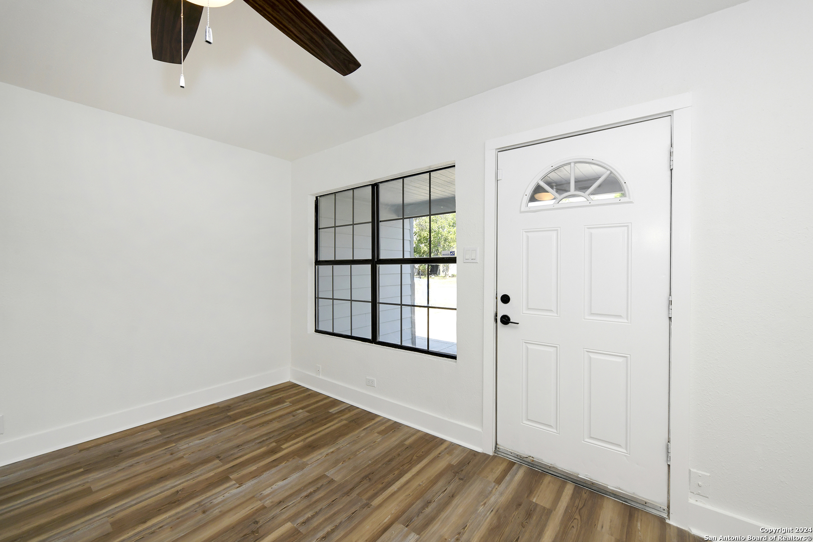 Property Photo: 1018 Alametos TX 78201