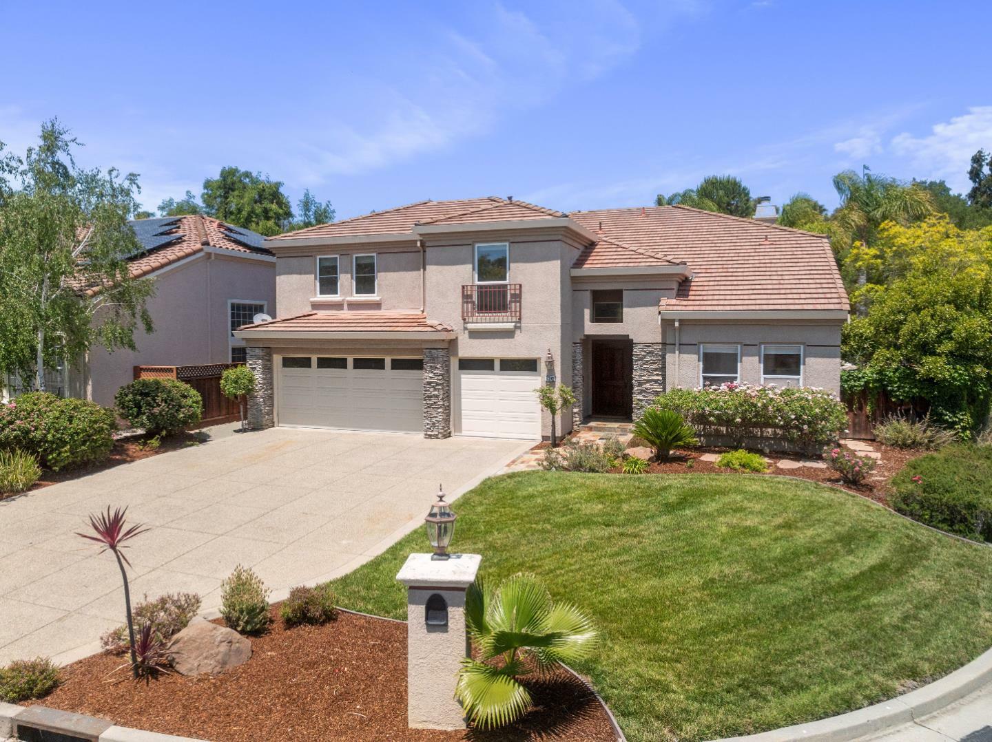 Property Photo: 5292 Apennines Circle CA 95138