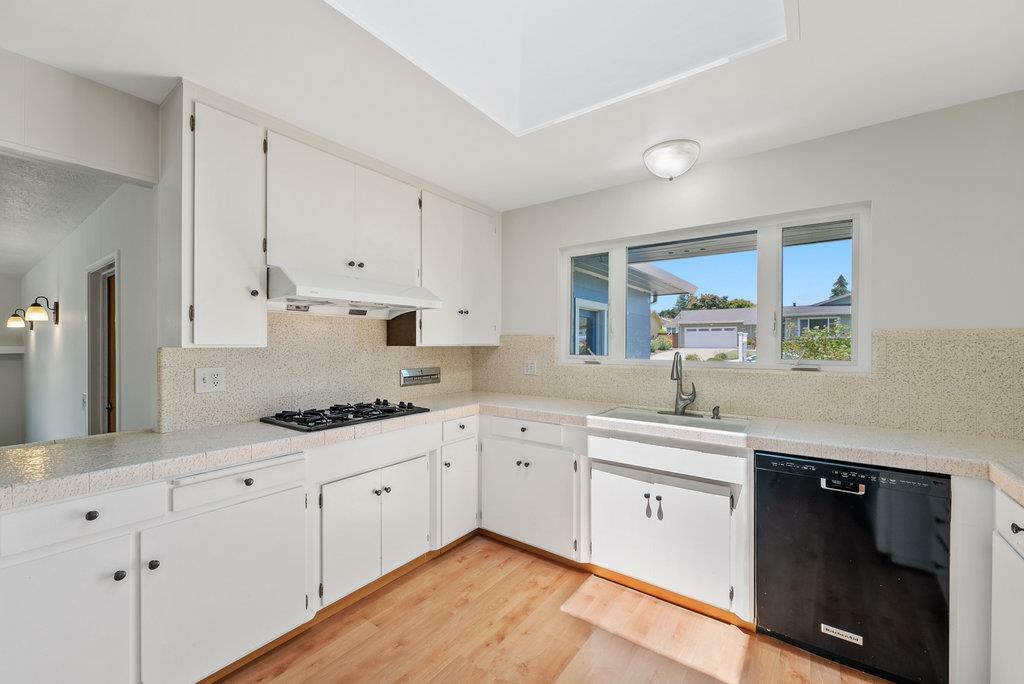 Property Photo: 21 Karen Drive CA 95076