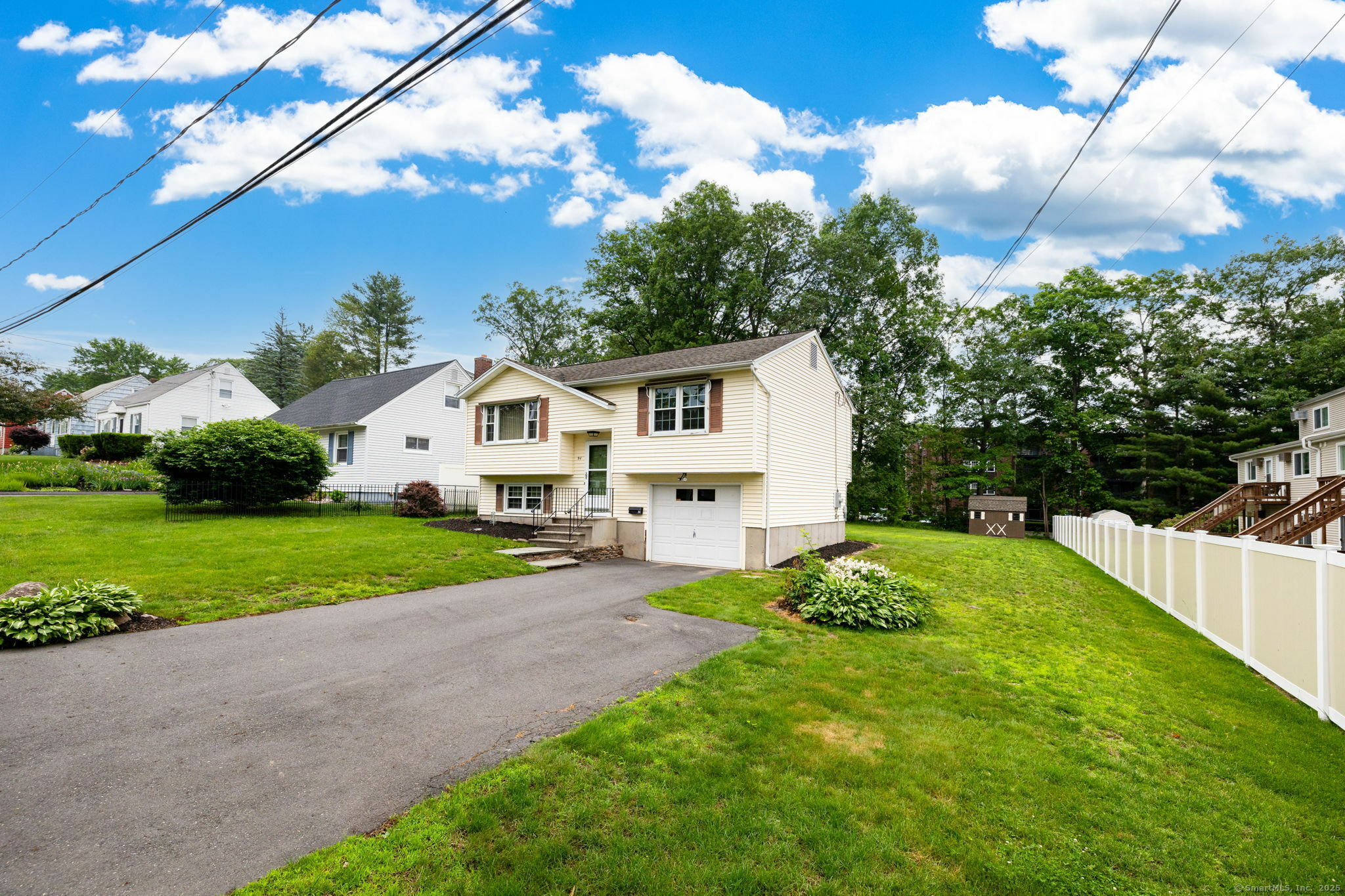 Property Photo:  94 Ben Street  CT 06010 