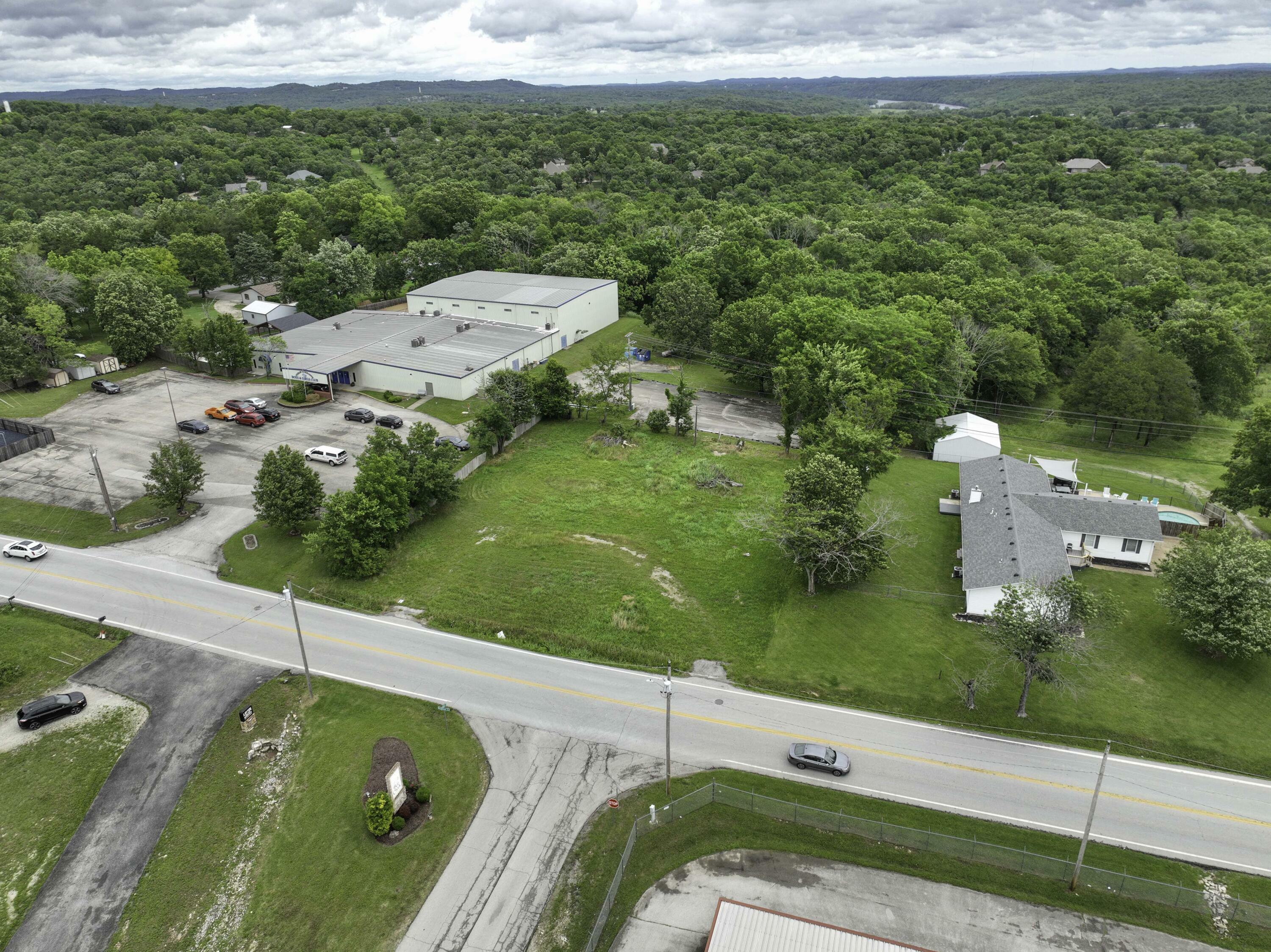 Property Photo: 1420 Bee Creek Road MO 65616
