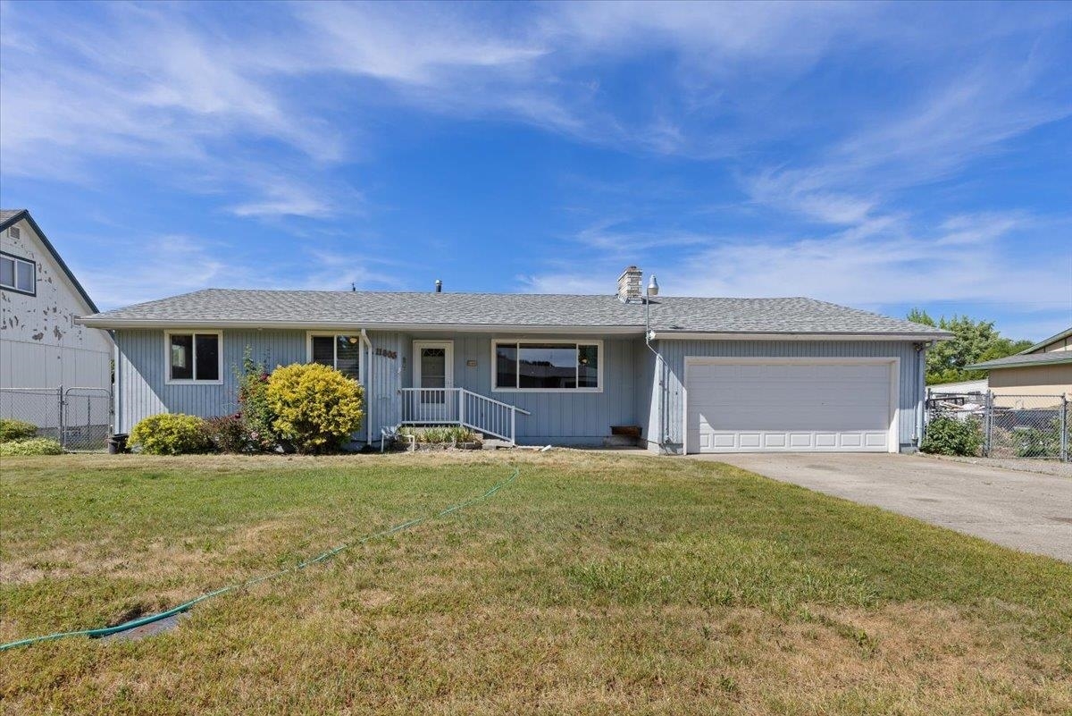 Property Photo: 11805 E Grace Ave WA 99206