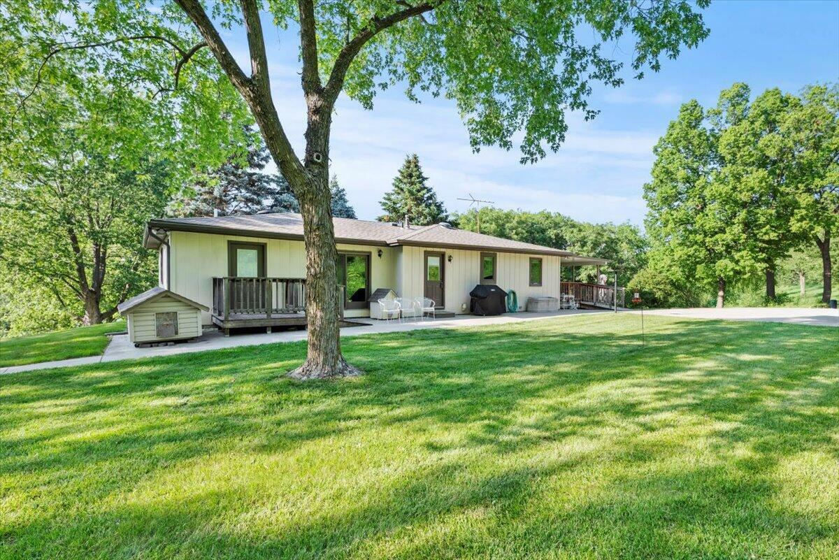 Property Photo: 23647 Idlewood Road IA 51576