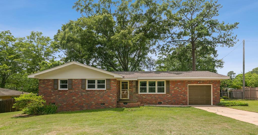 Property Photo: 1571 Denton Road AL 36303
