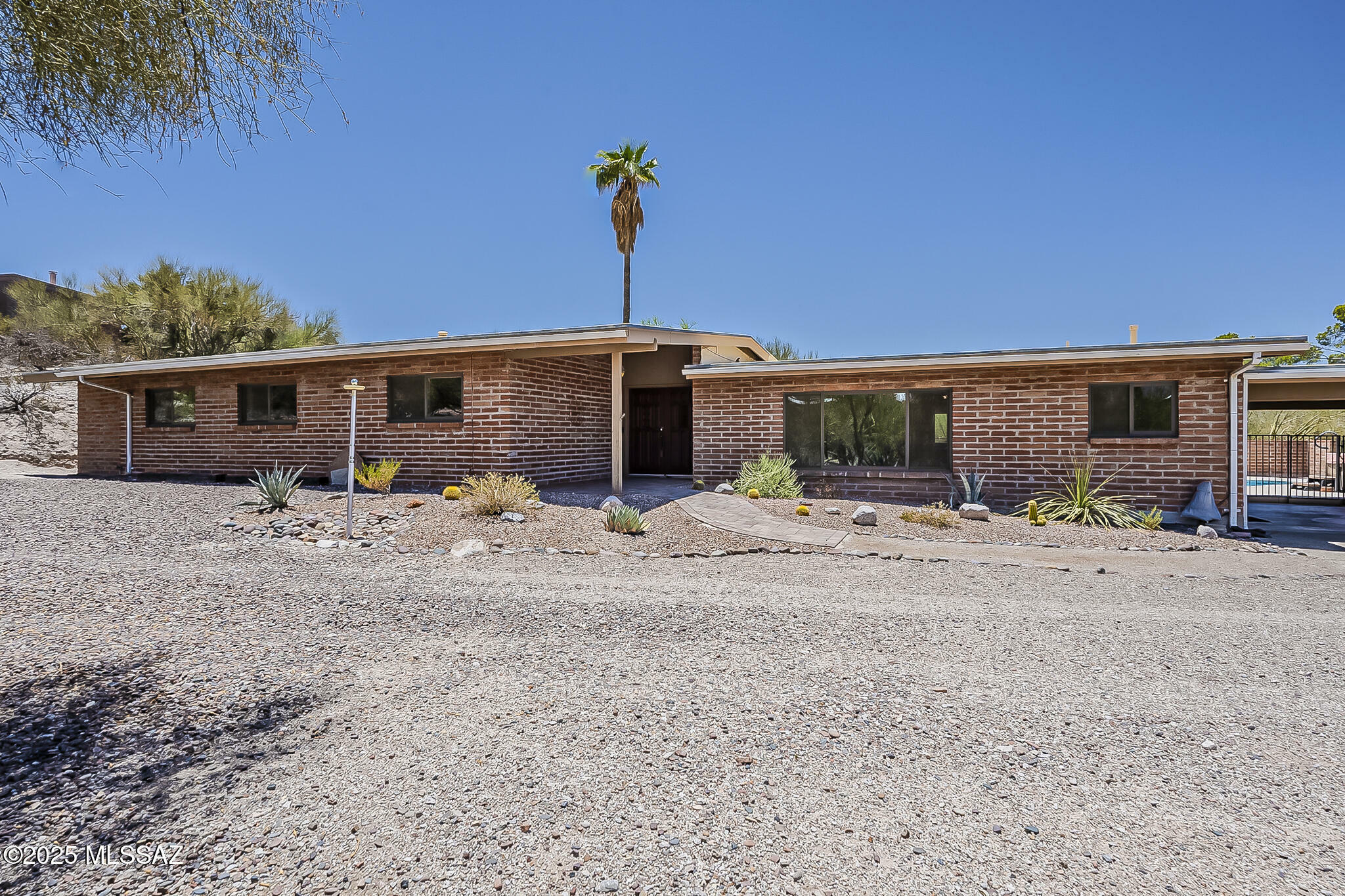 Property Photo: 4150 N Camino Gacela AZ 85718