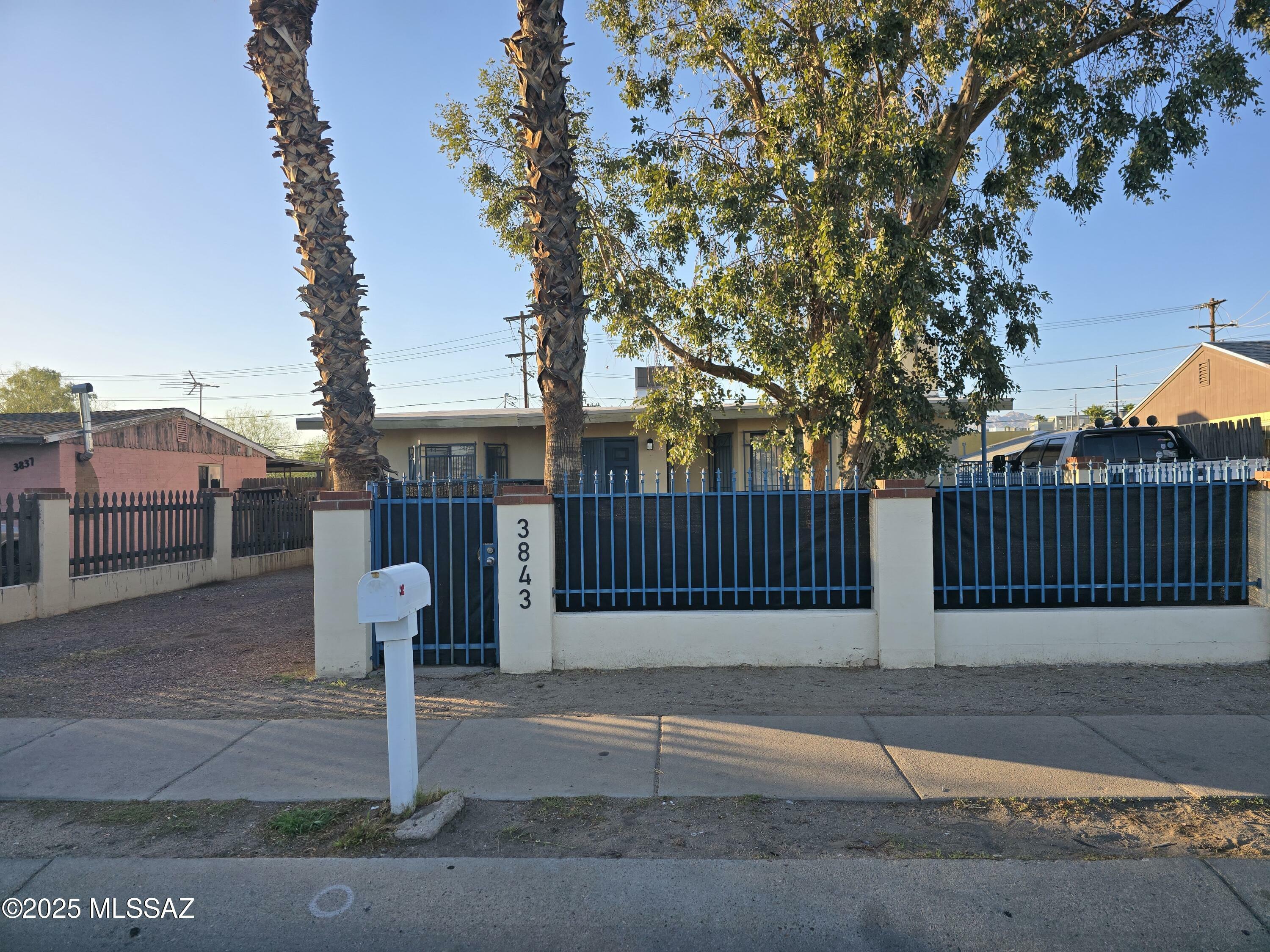 3843 E 32nd Street  Tucson AZ 85713 photo