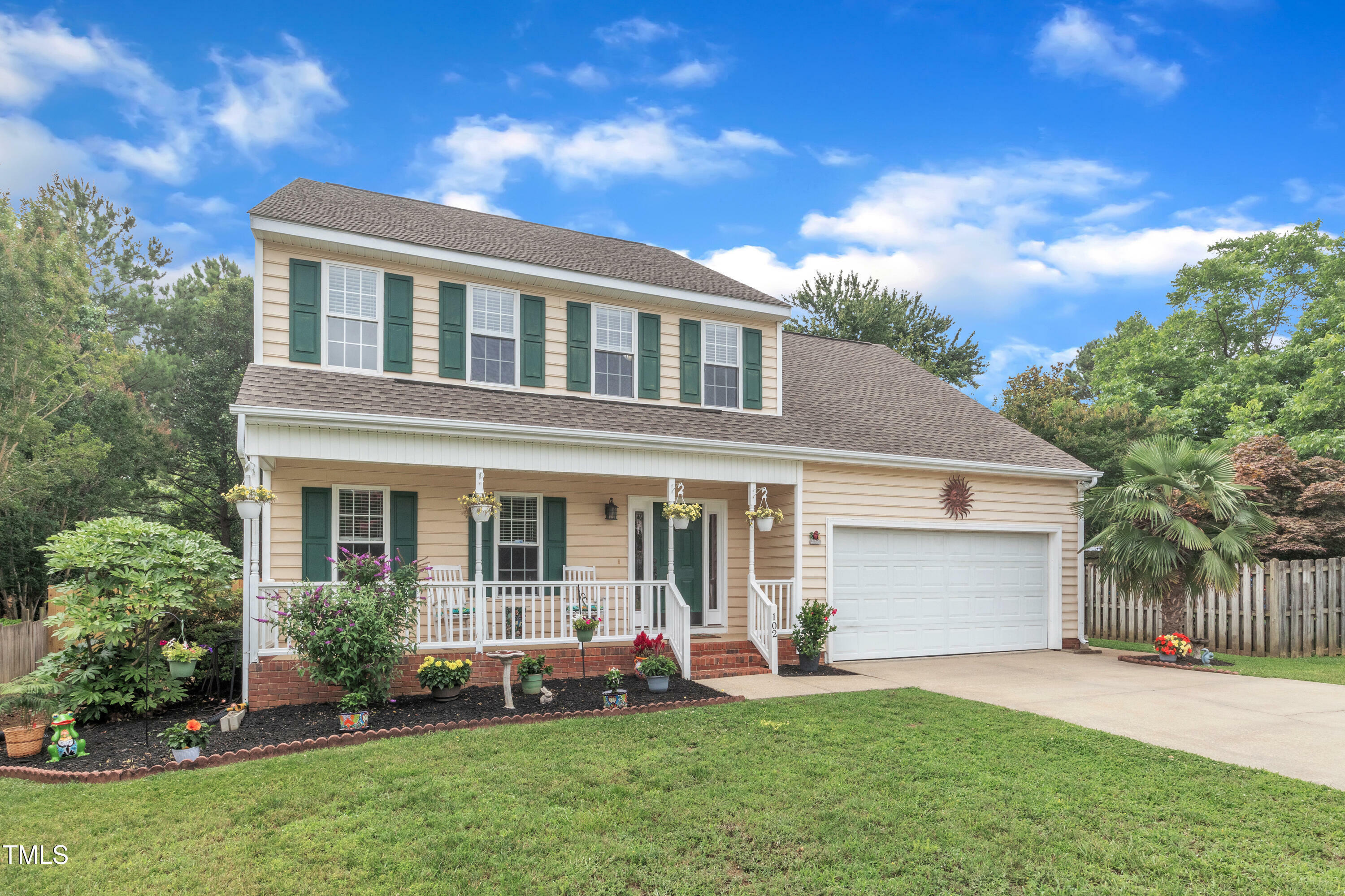 Property Photo: 102 Lake Meadow Drive NC 27502