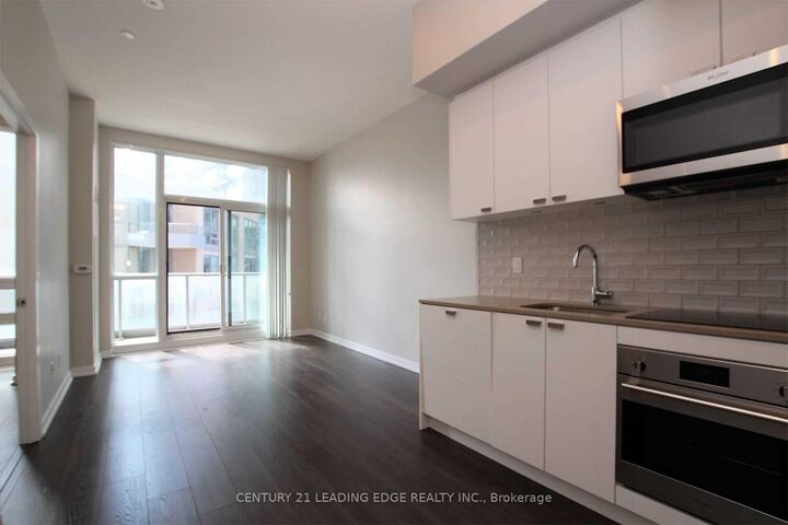 Property Photo:  56 Forest Manor Road 204  ON M2J 1M6 