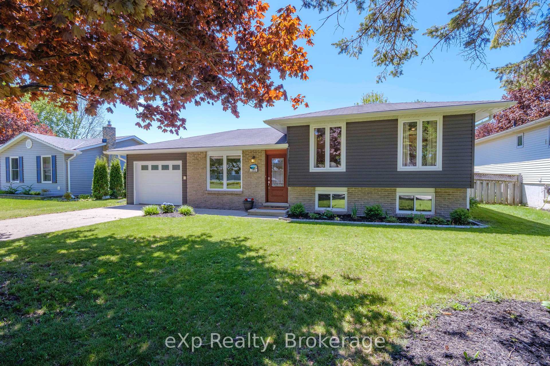 484 Falconer Street  Saugeen Shores ON N0H 2C2 photo