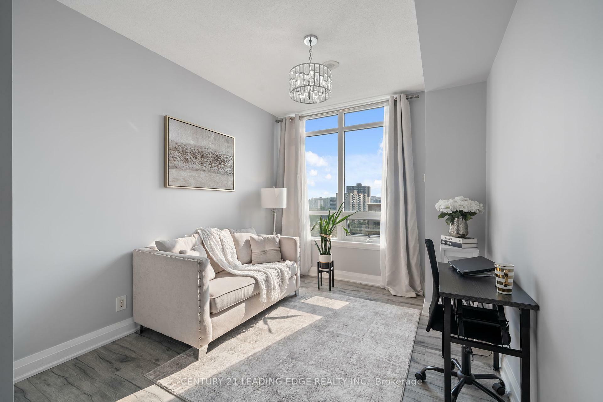 Property Photo: 520 Steeles Avenue W 1112 ON L4J 0H2