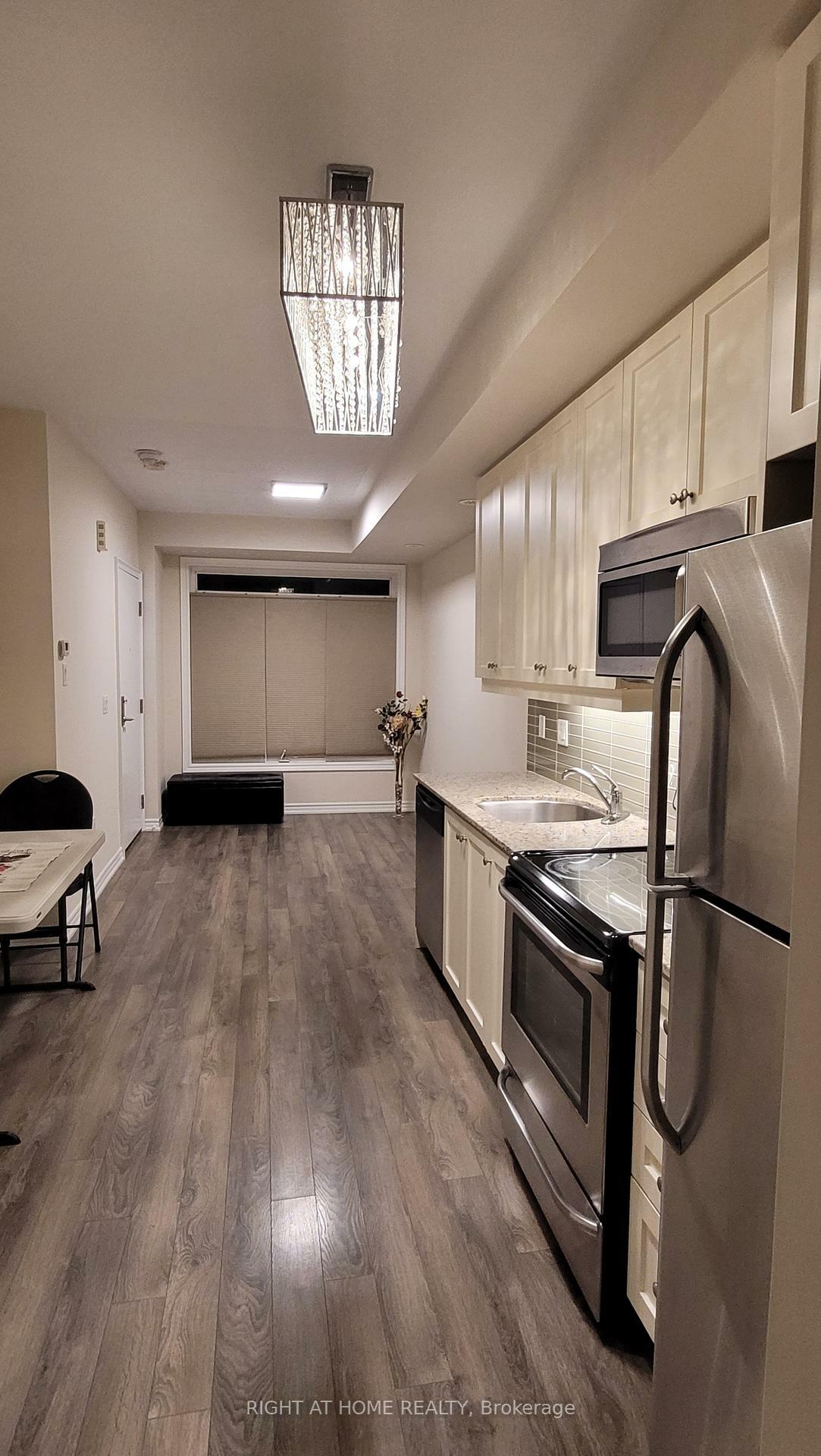 Property Photo: 380 Hopewell Avenue 229 ON M6E 2S2