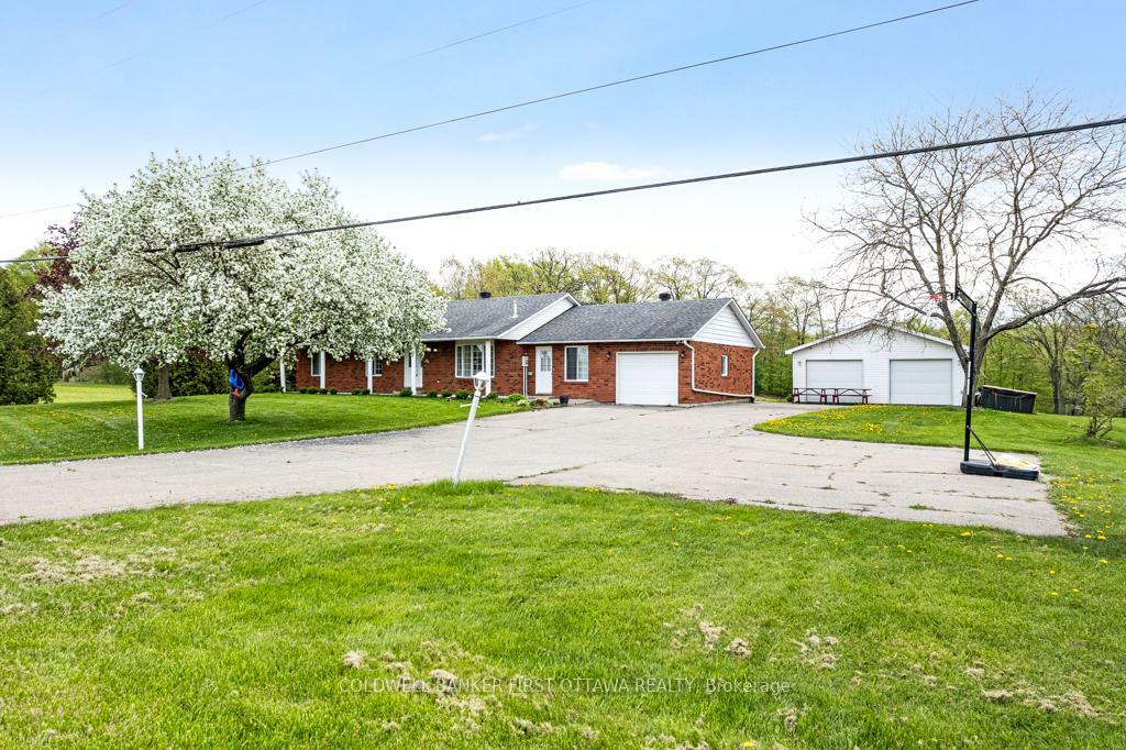Photo de la propriété: 467 Lake Eloida Road ON K0E 1Y0