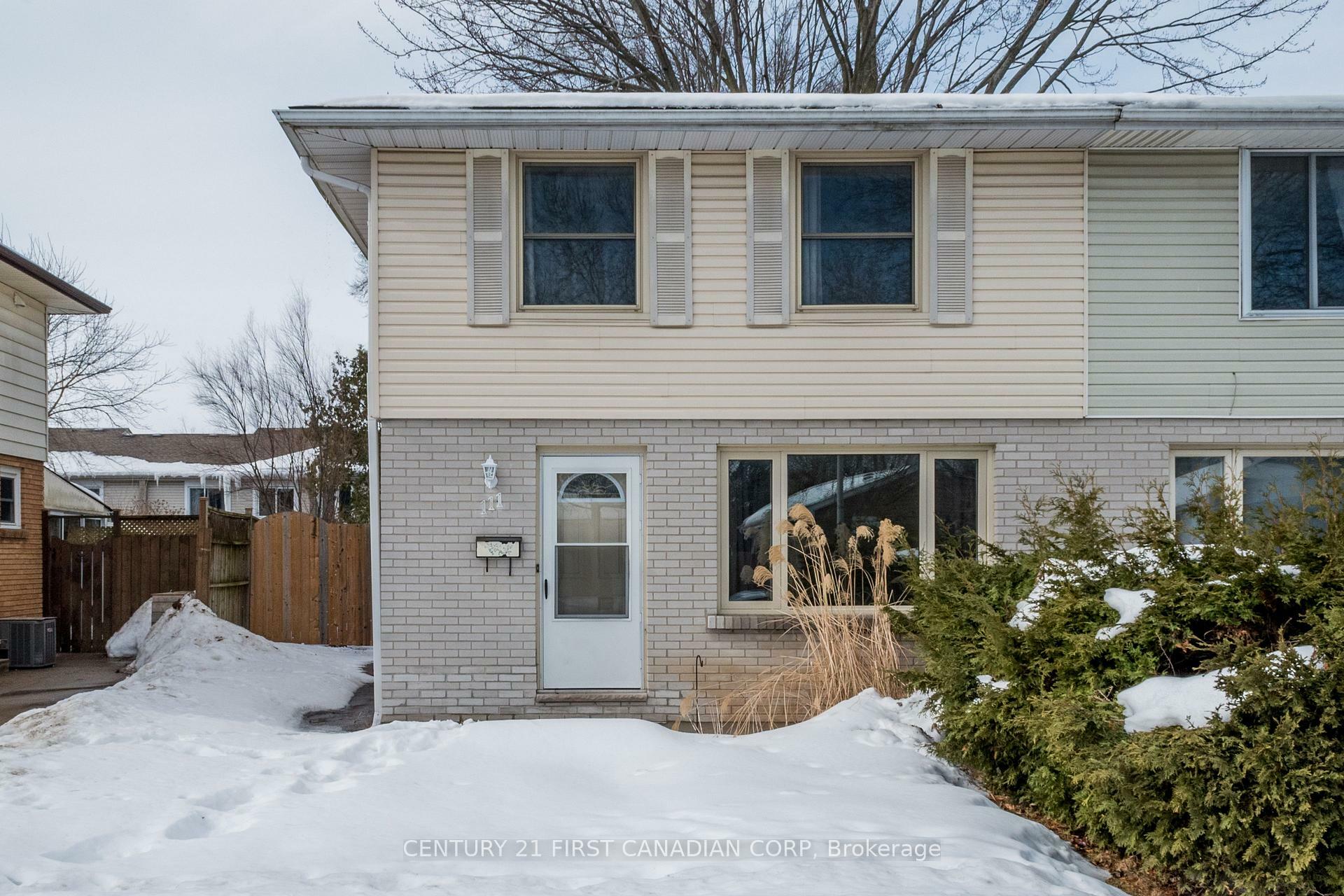 Property Photo: 111 Woodrow Crescent ON N6E 1E7
