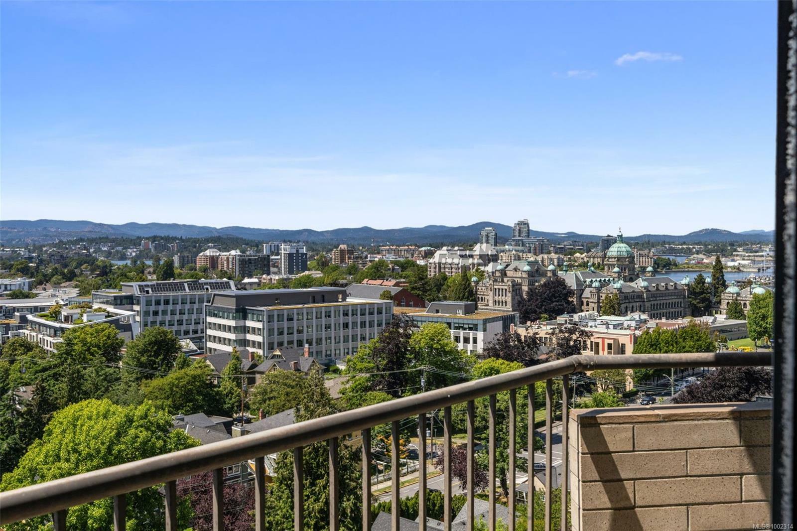 Property Photo: 620 Toronto St 1203 BC V8V 1P7