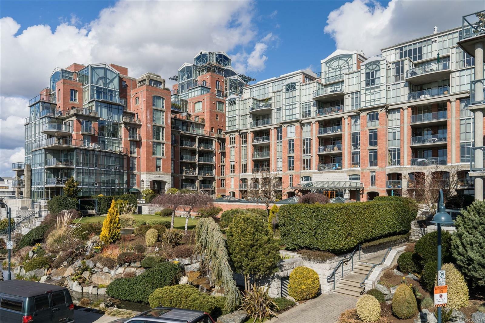 Property Photo: 21 Dallas Rd 410 BC V8V 4Z9