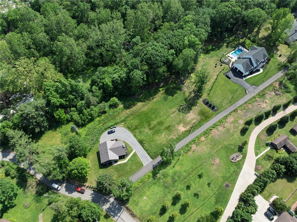 Property Photo: 2414 Wildwood Sample Rd PA 15101