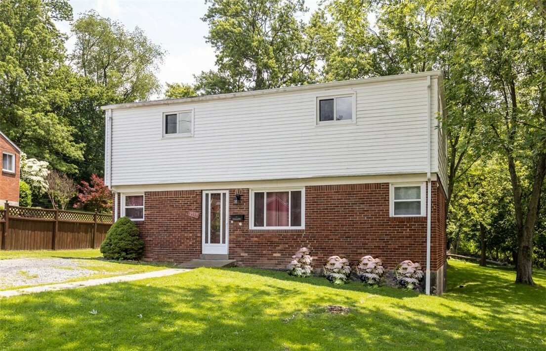 Property Photo: 2519 Sylvania Drive PA 15102