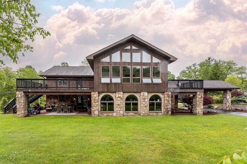 Property Photo:  33 Chalkhill Ohiopyle Rd  PA 15470 