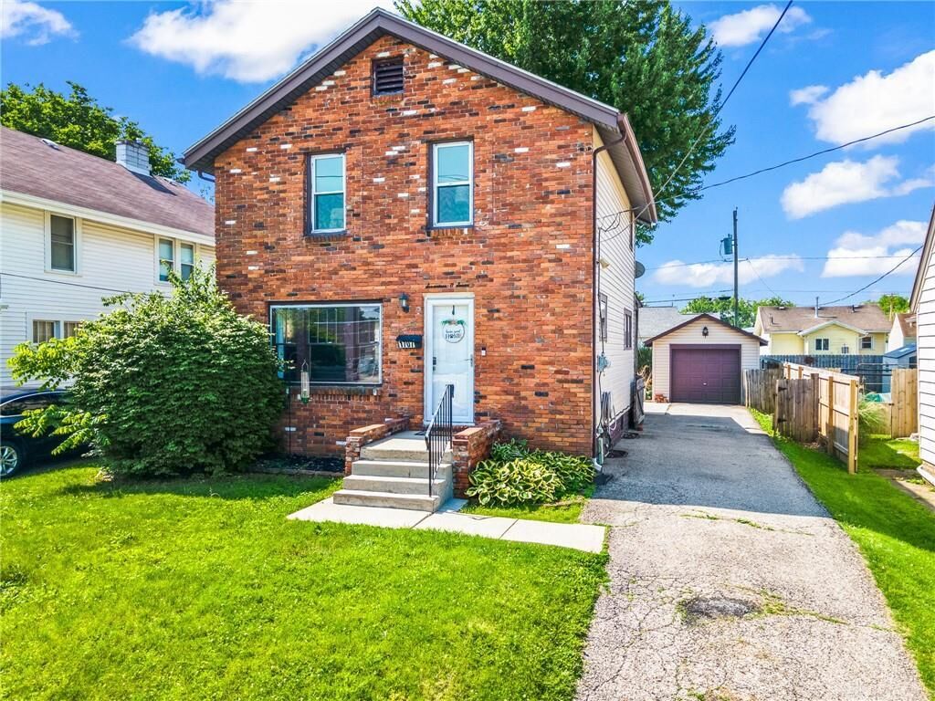 Property Photo: 1707 Maiden Lane OH 45504