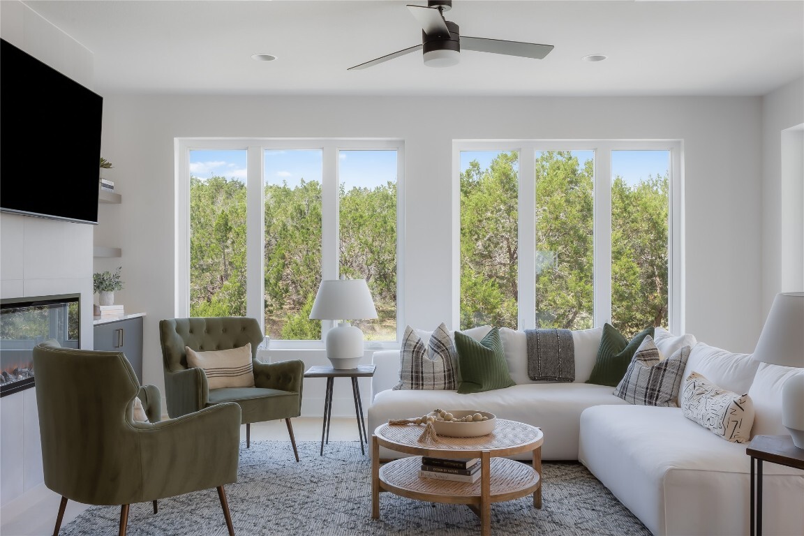 Property Photo: 7809 Old Bee Caves Road Unit 10 TX 78735