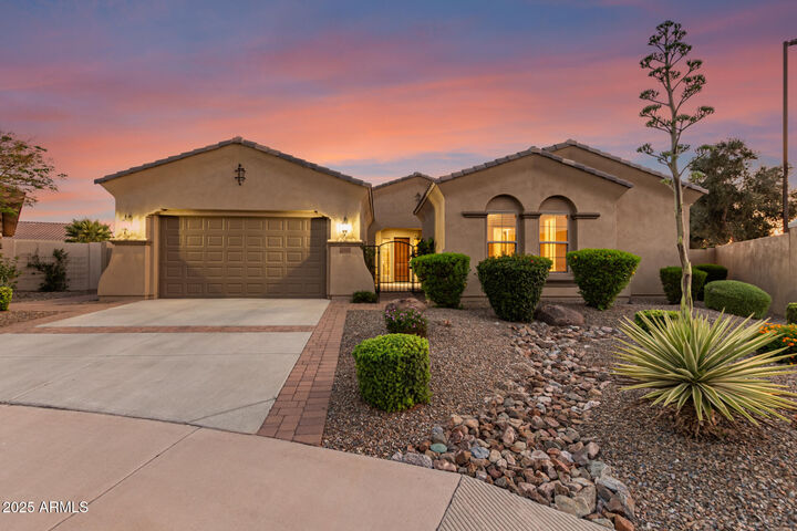 6648 S Lyon Drive  Gilbert AZ 85298 photo