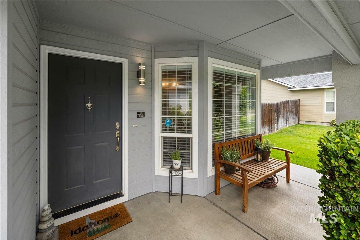 Property Photo: 8096 E Jacob ID 83687