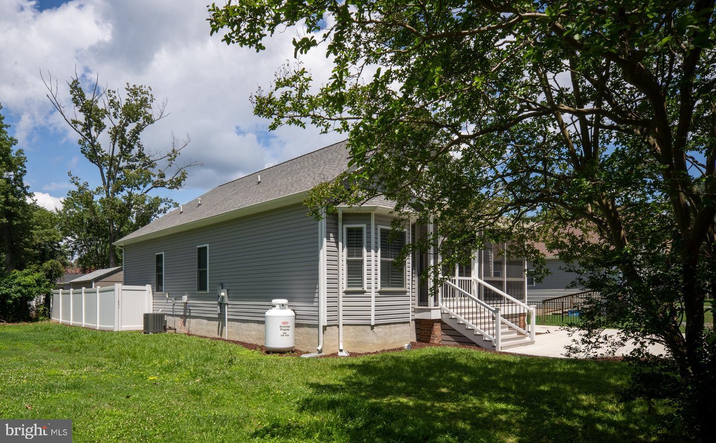 Property Photo:  201 Lawrence Lane  VA 22443 
