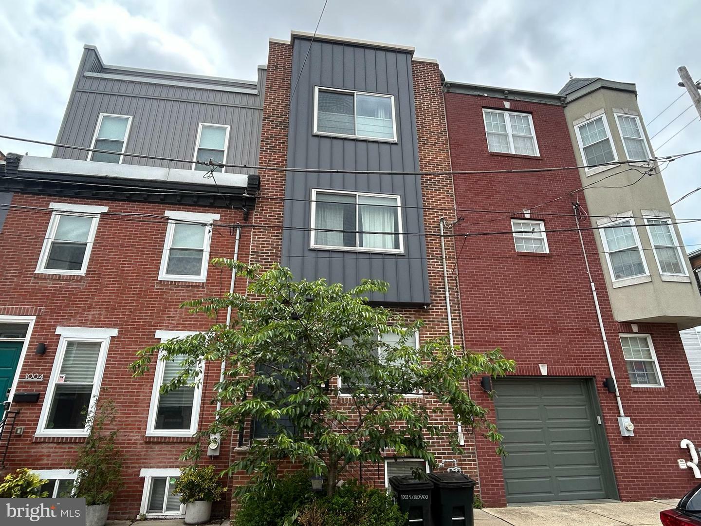 Property Photo: 1002 S Colorado Street PA 19146