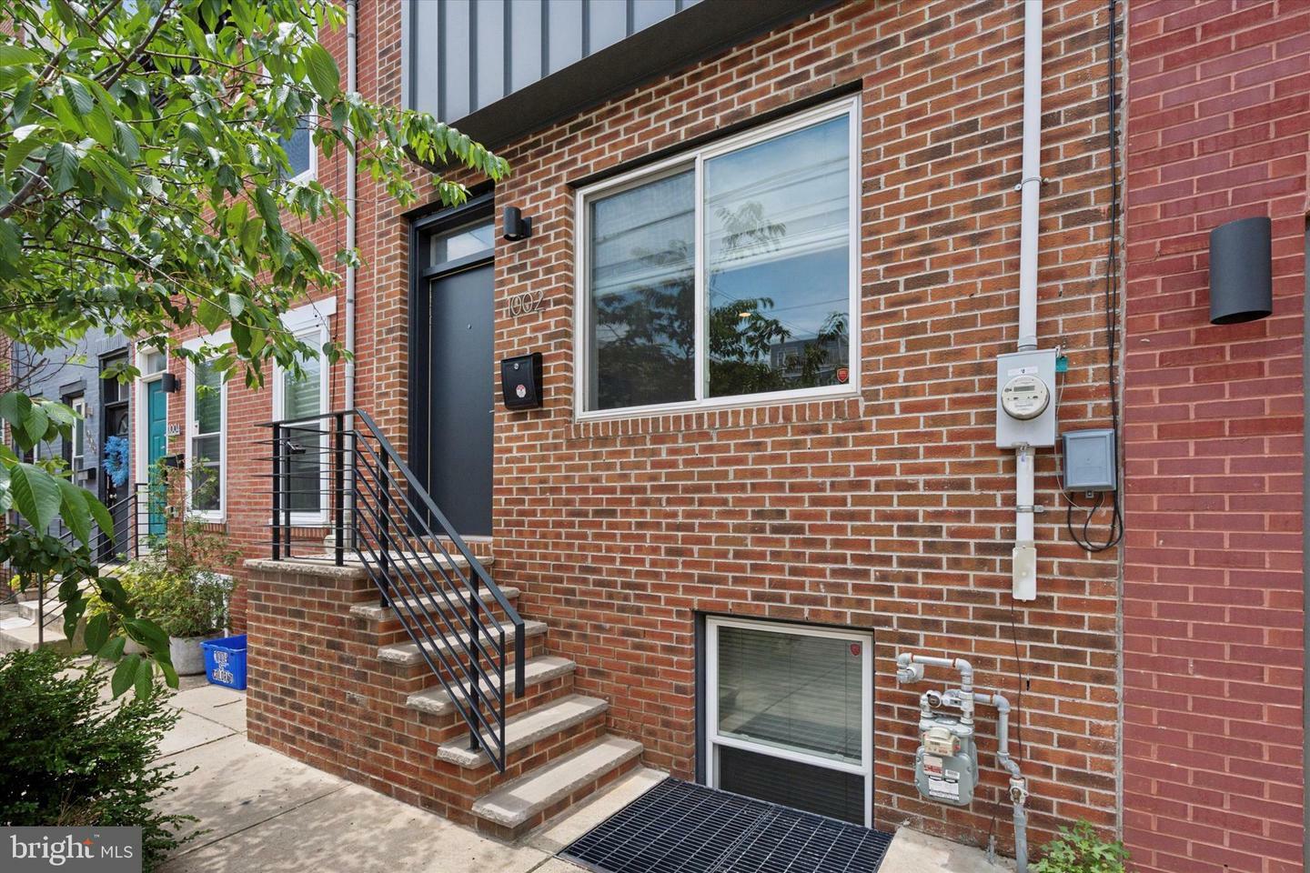 Property Photo:  1002 S Colorado Street  PA 19146 