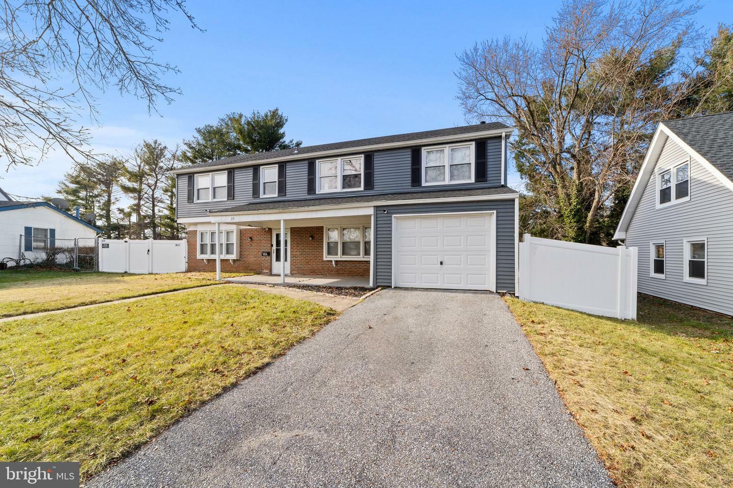Property Photo:  35 Holstone Lane  NJ 08046 
