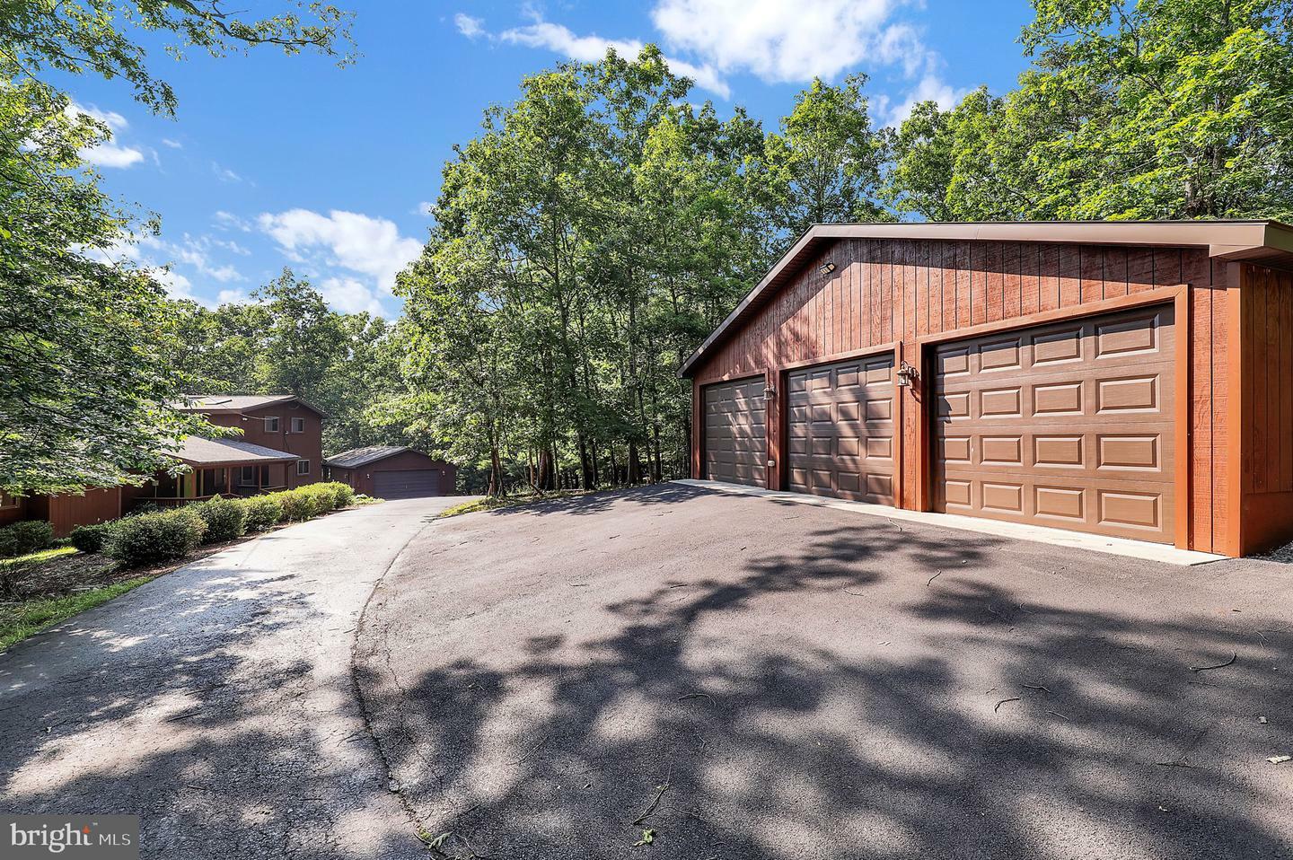 Property Photo: 986 Walden Road WV 25427