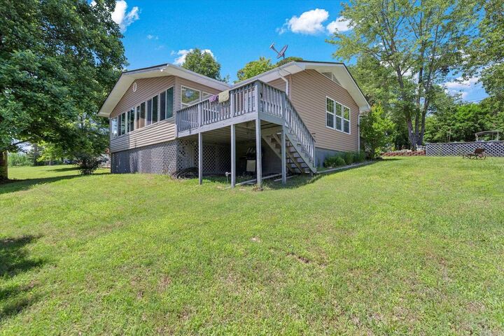 Property Photo: 108 Gregory St AR 72658
