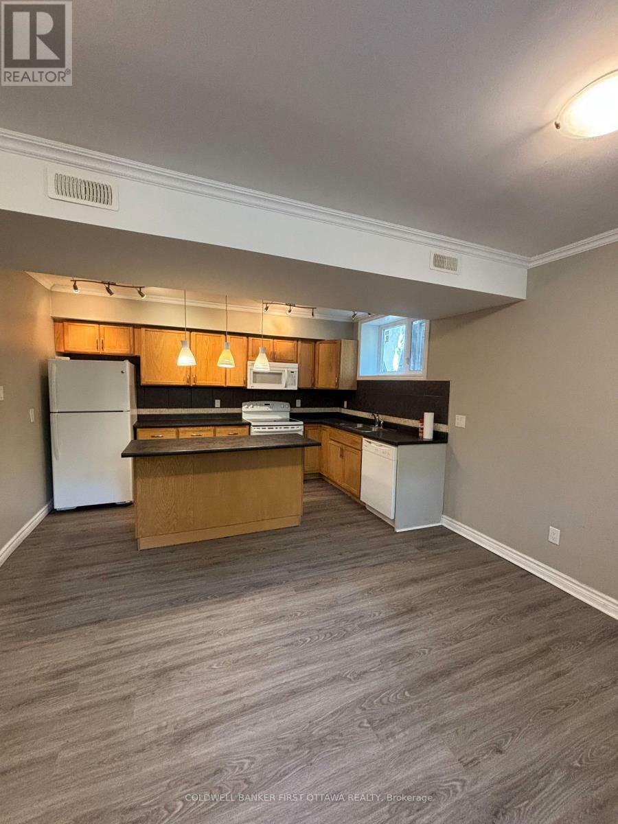 Photo de la propriété: 54 Cloverloft Court ON K2S 1T2