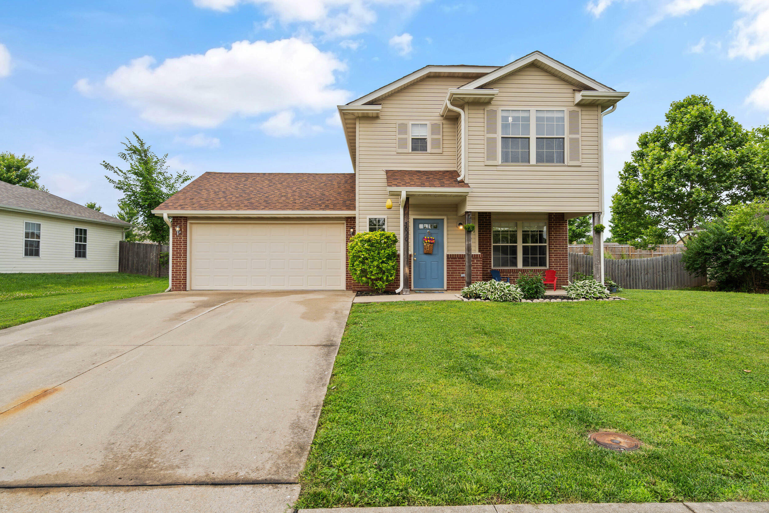 Property Photo: 5010 Aspen Ridge Dr MO 65202