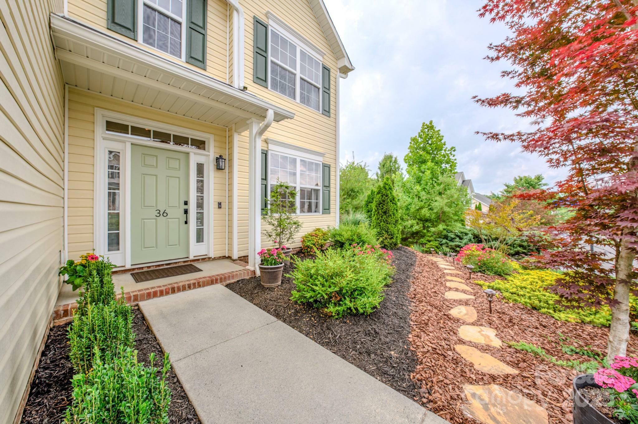 Property Photo: 36 Stone River Drive NC 28804