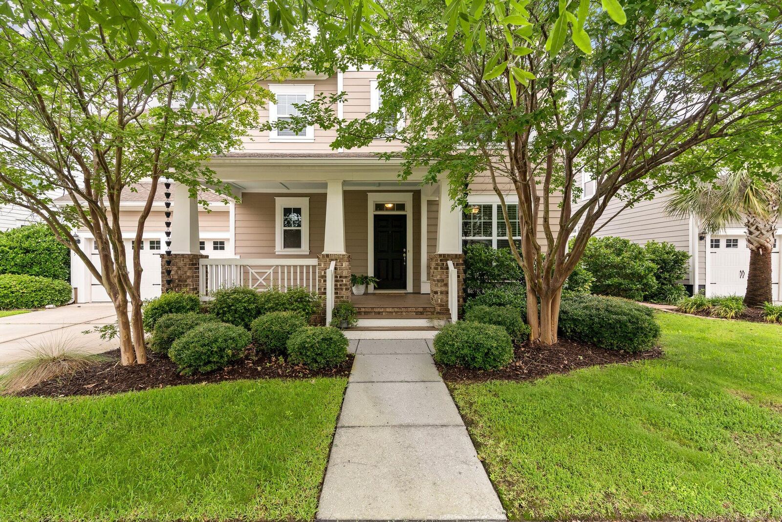 Property Photo:  705 Quintan Street  SC 29486 