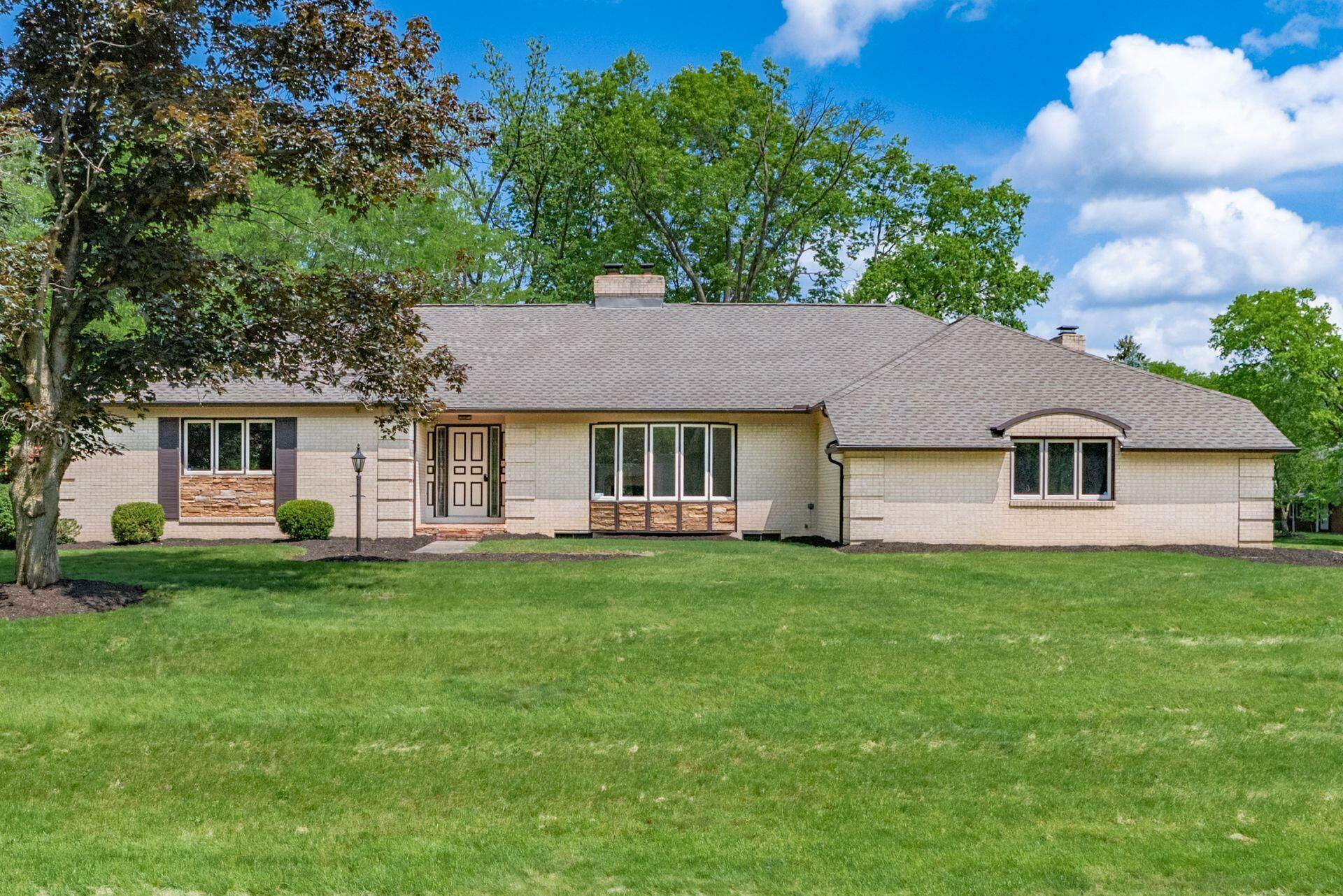 337 Naiche Court  Columbus OH 43213 photo