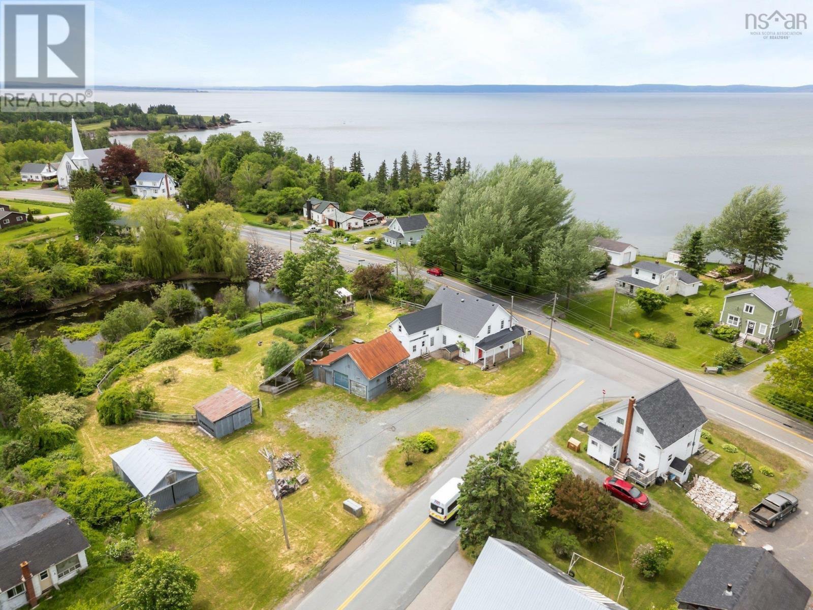 Property Photo: 2133 New Cheverie Road NS B0N 2A0