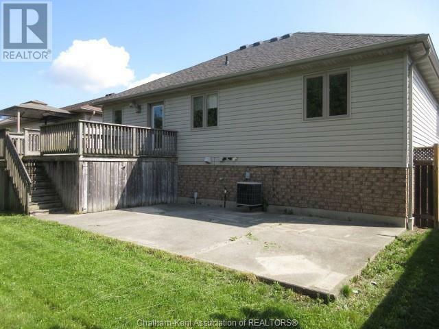 Property Photo: 100 Sherwood Court ON N7M 6L2