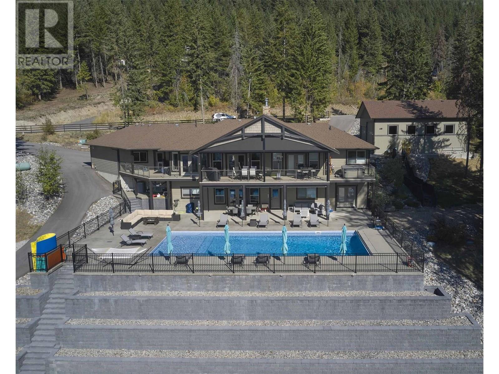 Property Photo: 6032 Lynx Drive BC V1B 3J5