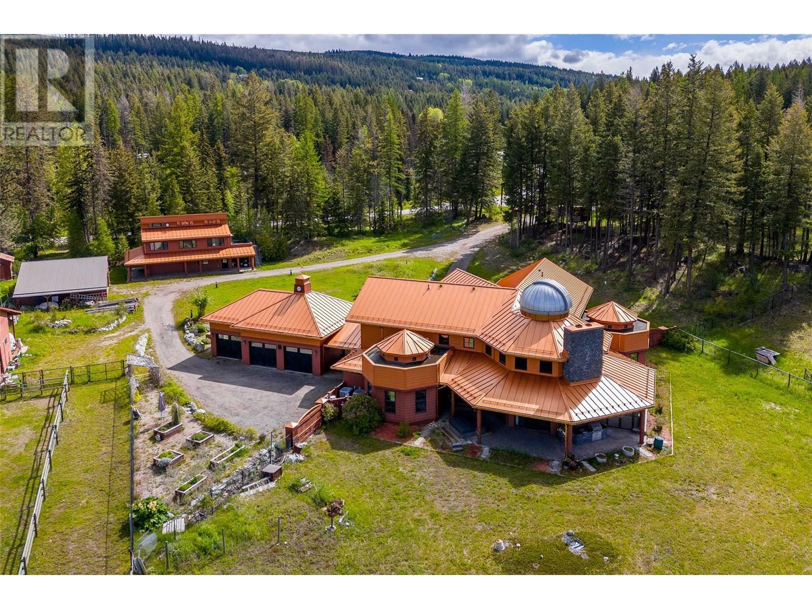 1306 Huckleberry Road  Kelowna BC V1P 1M5 photo