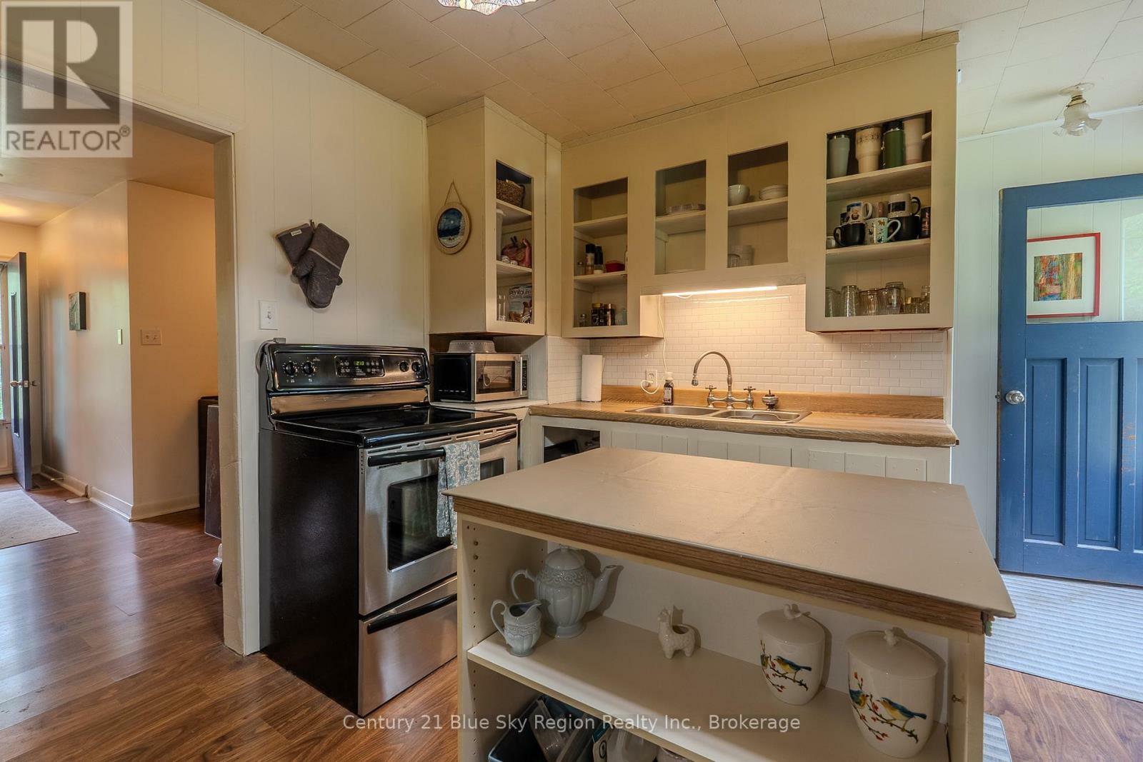 Property Photo:  9626 Highway 63  ON P0H 2A0 