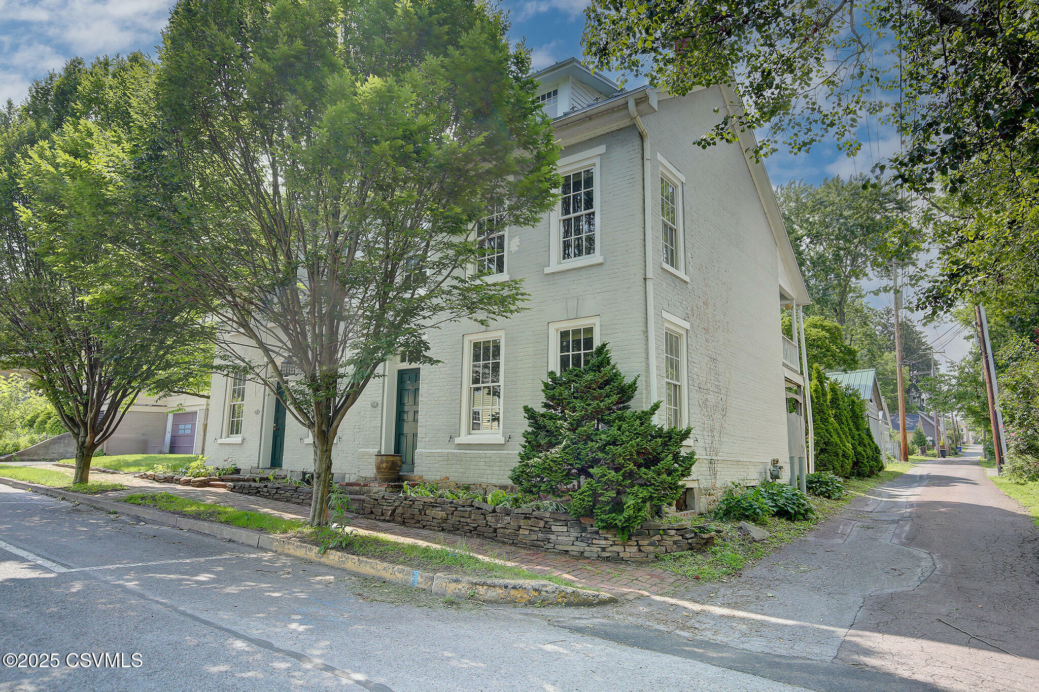 Property Photo: 124 St George Street PA 17837